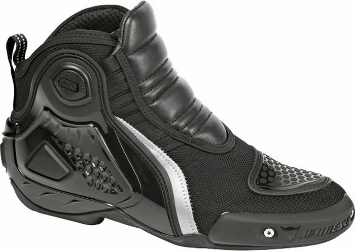 scarpe moto dainese